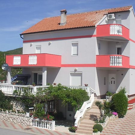 Apartments Malnar Novi Vinodolski Exteriör bild
