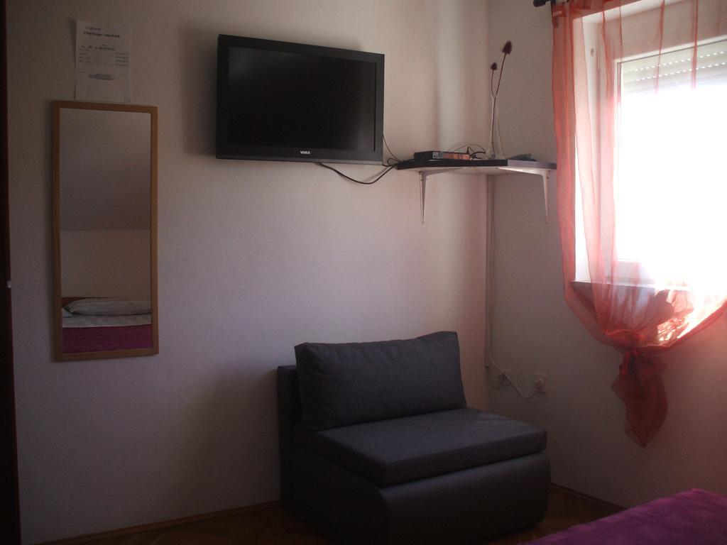 Apartments Malnar Novi Vinodolski Exteriör bild